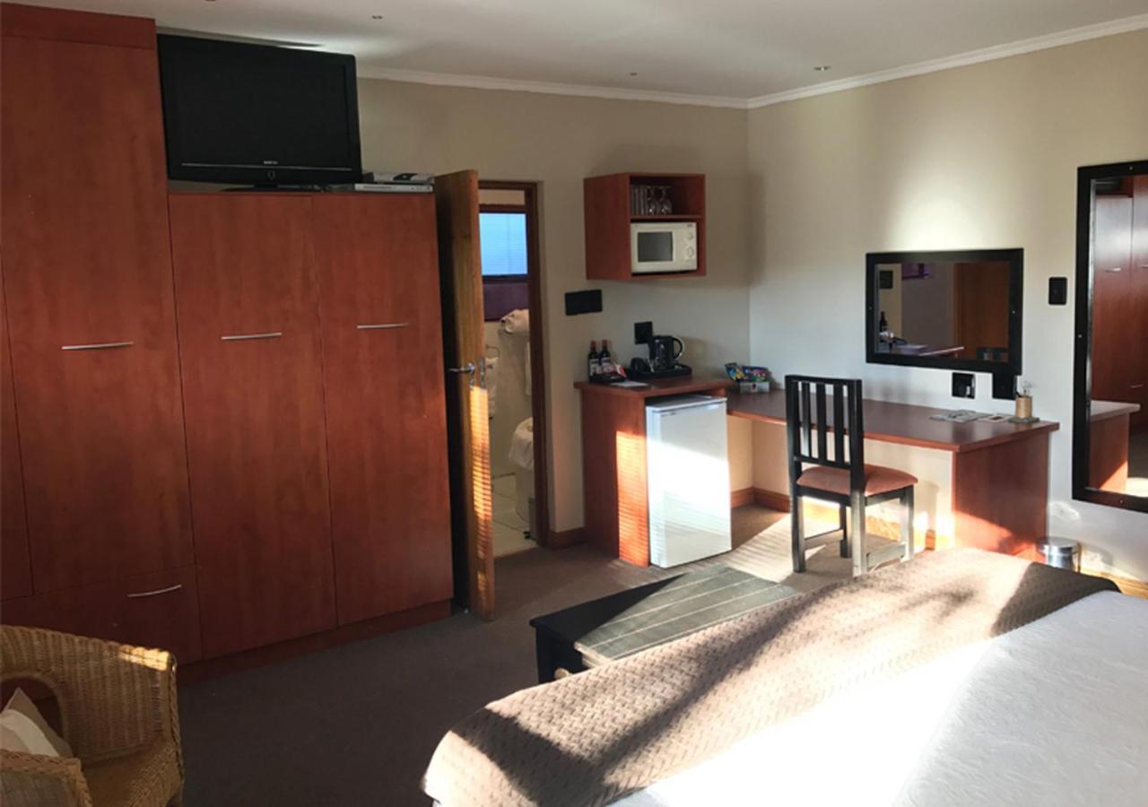 A La Martha's Air-Port Guest House Port Elizabeth Extérieur photo